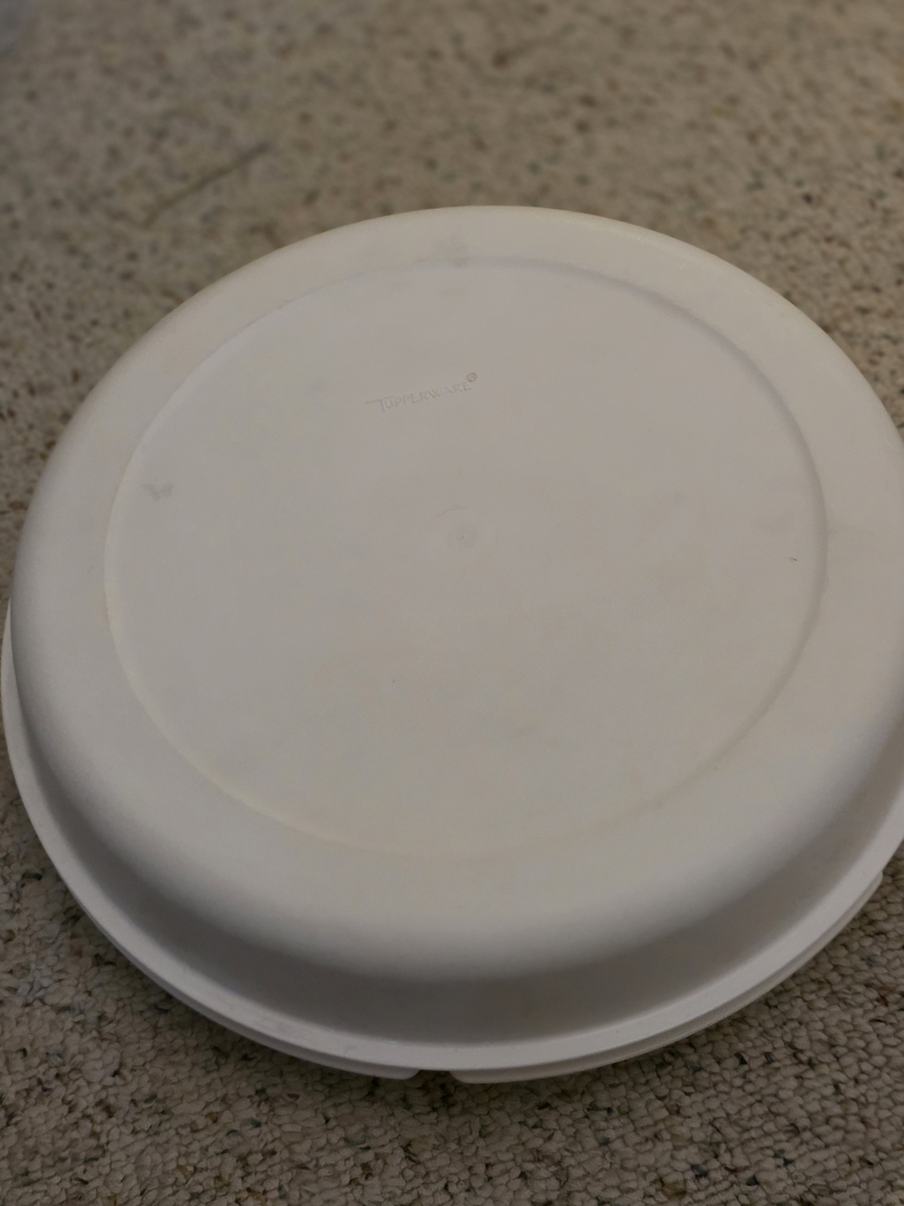 Tupperware Red Snap-Lid Food Container - Picture 2 of 15